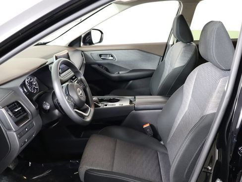 Used 2023 Nissan Rogue SV FWD image 14