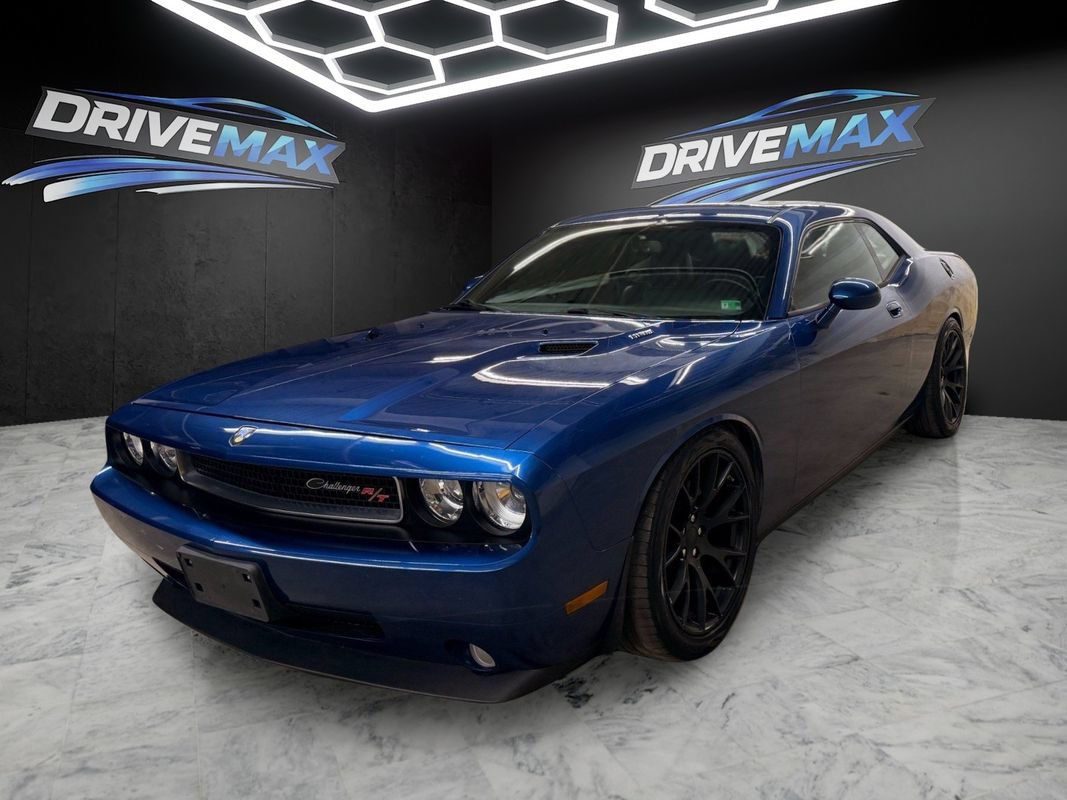 Used 2009 Dodge Challenger R/T RWD image 1