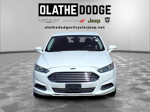 Used 2016 Ford Fusion SE FWD image 32