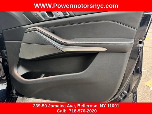 Used 2020 BMW X5 M50i w/ Premium Package AWD/4WD image 29