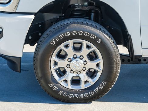 Used 2024 RAM 2500 Laramie image 11