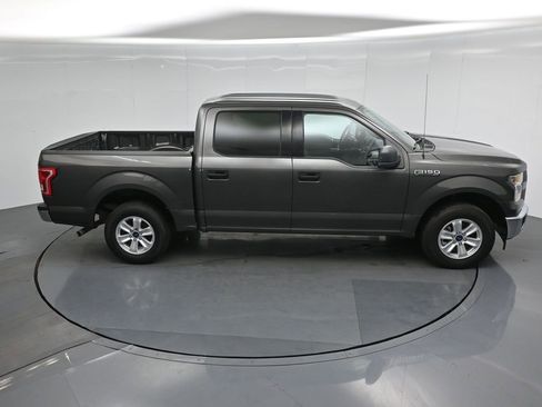 Used 2017 Ford F150 XLT RWD image 32