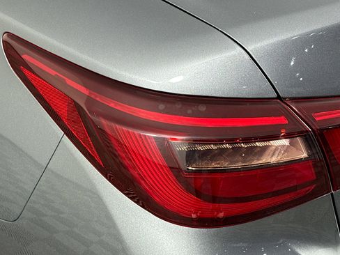 Used 2021 INFINITI Q50 Luxe RWD image 35