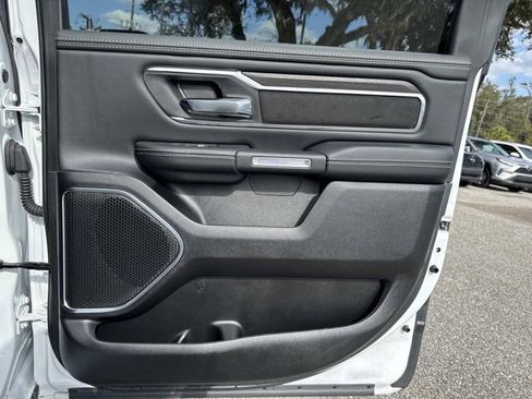 Used 2025 RAM 1500 Laramie image 19