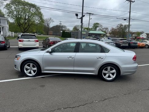 Used 2013 Volkswagen Passat 2.5 SE FWD image 8