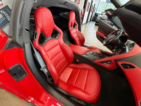 Used 2014 Chevrolet Corvette Stingray Coupe RWD image 38