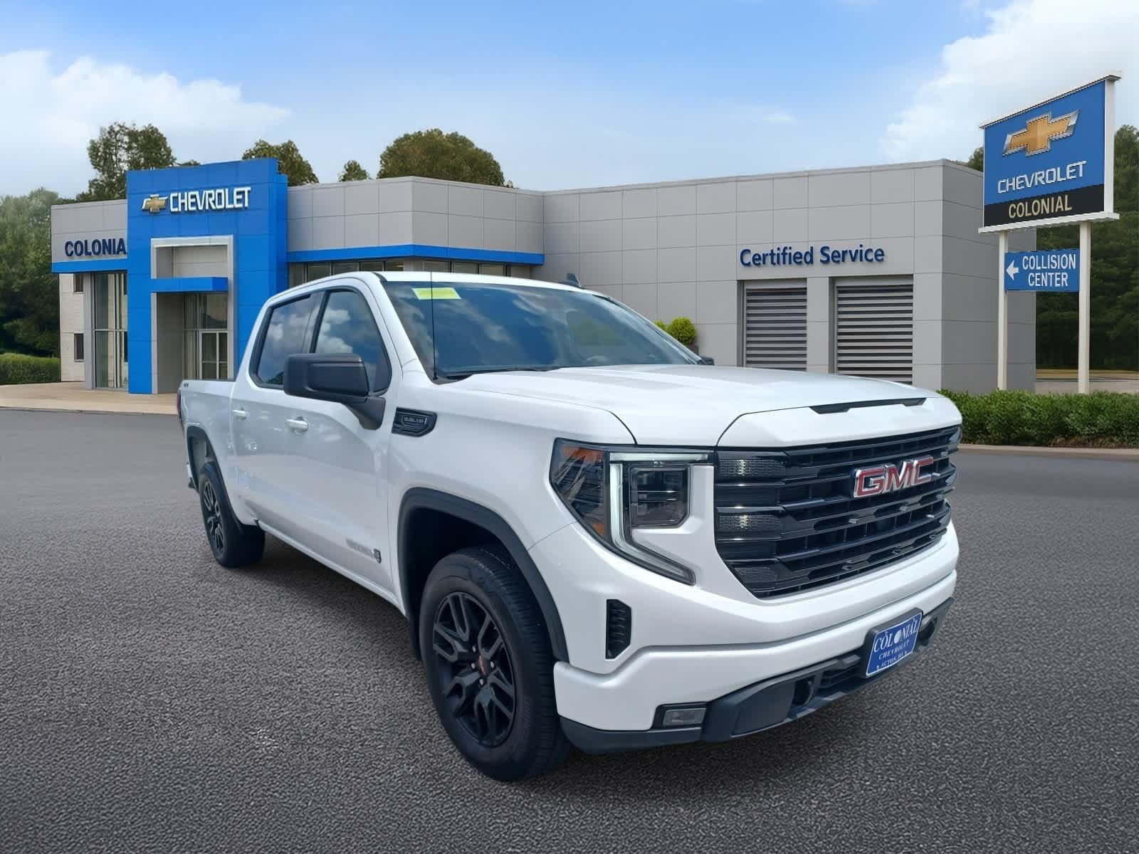Used 2024 GMC Sierra 1500 Elevation w/ Max Trailering Package AWD/4WD image 2