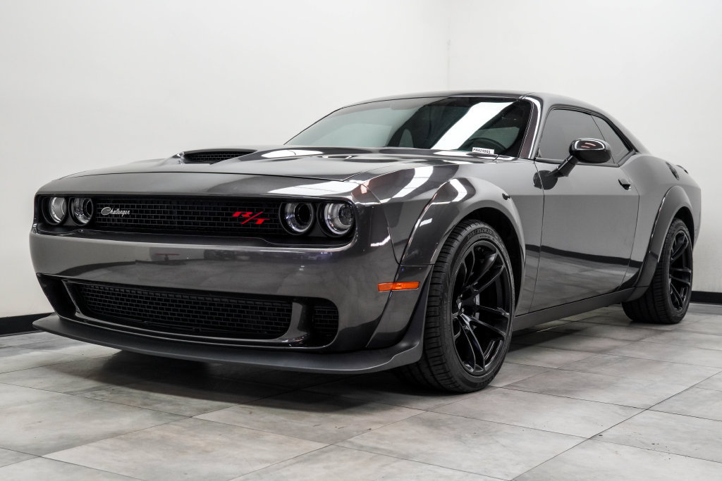 Used 2023 Dodge Challenger R/T Scat Pack RWD image 8