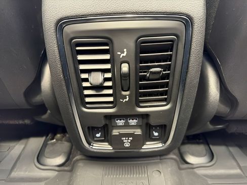Used 2021 Jeep Grand Cherokee Limited w/ Luxury Group II AWD/4WD image 21