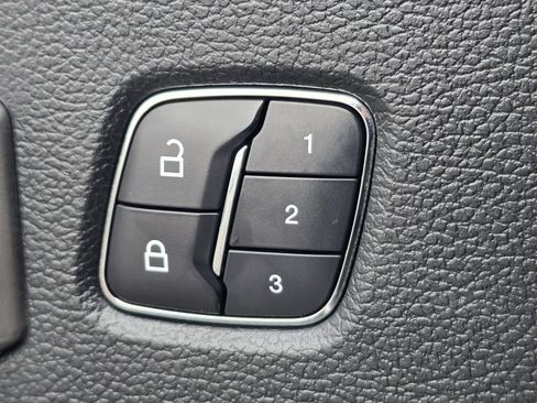 Used 2015 Ford F150 Lariat w/ Equipment Group 502A Luxury image 16