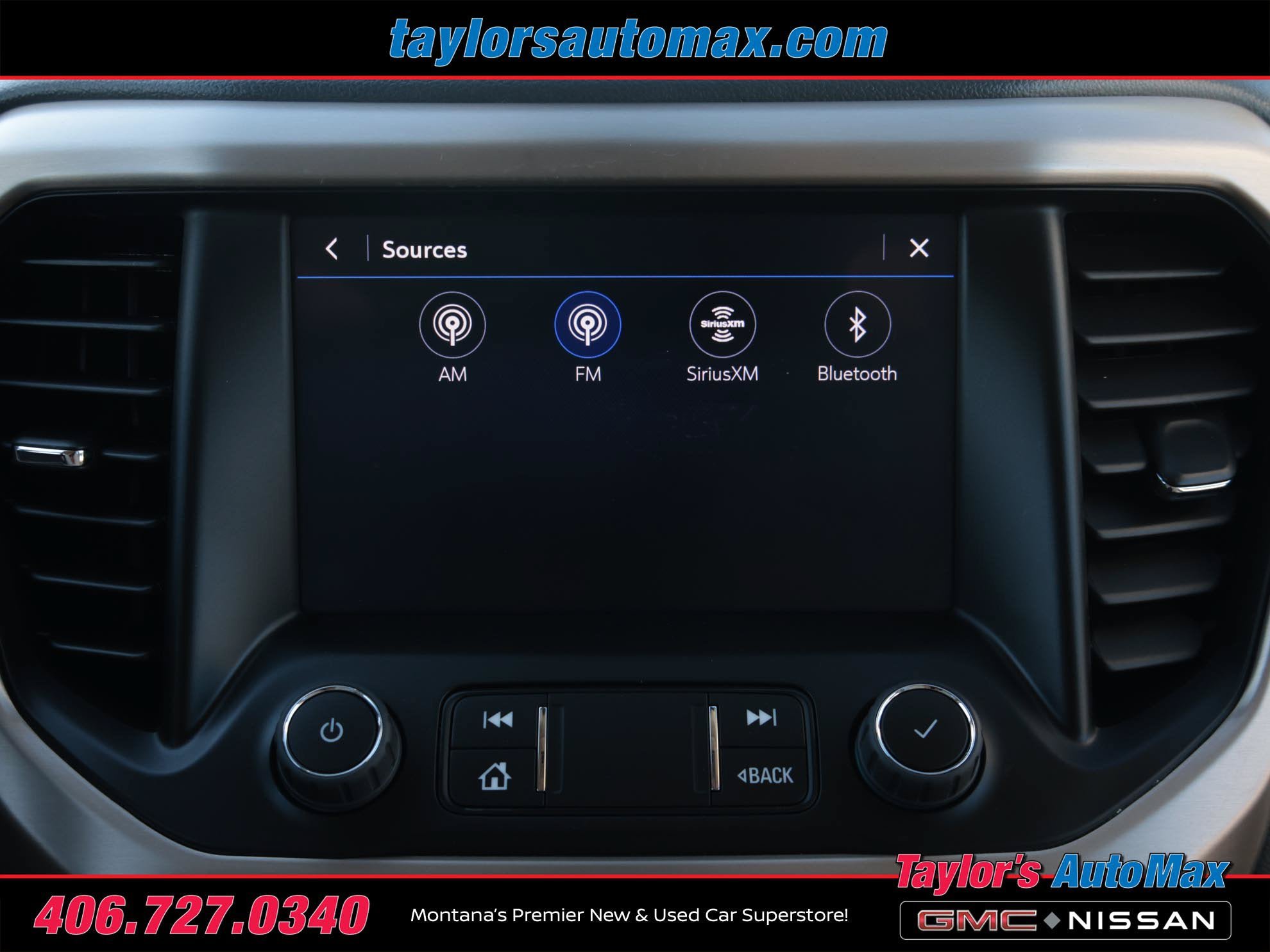Used 2022 GMC Acadia Denali w/ GMC Pro Grade Package AWD/4WD image 13