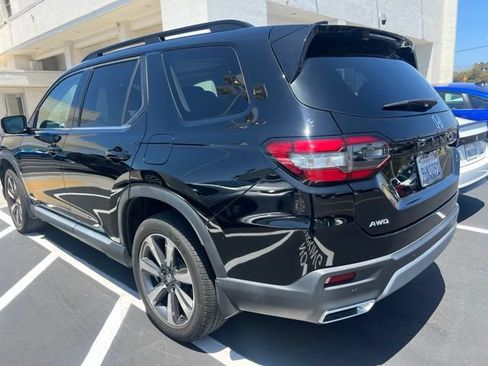 Used 2023 Honda Pilot Elite image 15