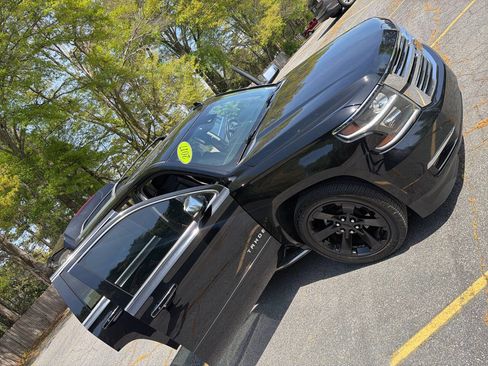 Used 2017 Chevrolet Tahoe Premier image 33