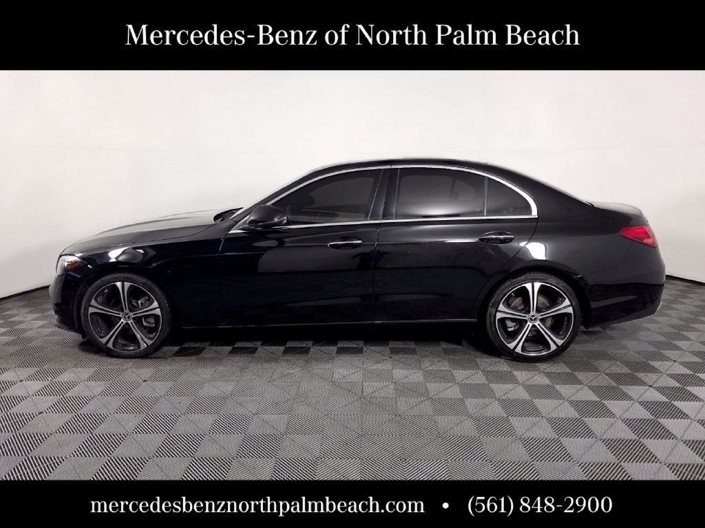 Used 2023 Mercedes-Benz C 300 Sedan image 3