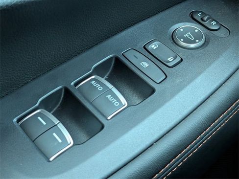 Used 2025 Honda HR-V Sport image 20