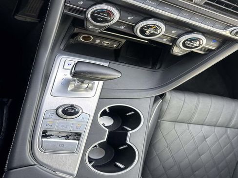 Used 2021 Genesis G70 2.0T w/ Prestige Package image 18