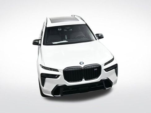New 2026 BMW X7 M60i image 28