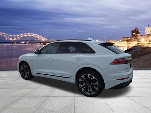 Certified 2025 Audi Q8 Premium w/ Black Optic Package AWD/4WD image 3
