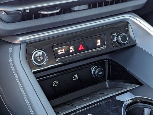 New 2025 Audi Q5 Premium Plus image 14