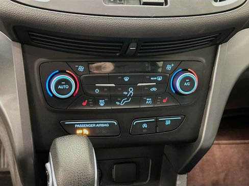 Used 2018 Ford Escape SE image 24