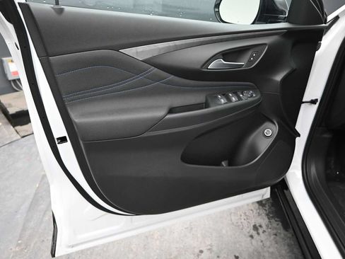 New 2026 Buick Envista Sport Touring w/ Convenience I Package FWD image 12