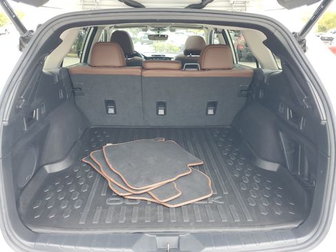 Used 2021 Subaru Outback Touring image 8