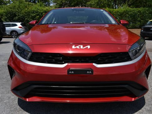 Used 2023 Kia Forte LXS FWD image 5
