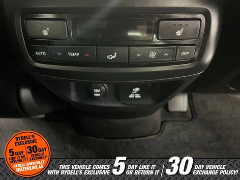 Used 2022 Hyundai Palisade SEL w/ 8P Bench Seat Package AWD/4WD image 10