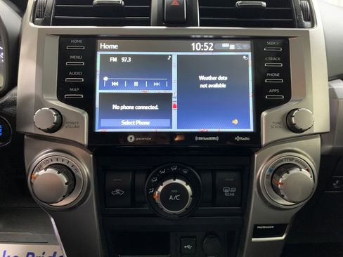 Used 2020 Toyota 4Runner SR5 Premium w/ Moonroof Package AWD/4WD image 7