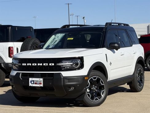 New 2025 Ford Bronco Sport Outer Banks w/ Outer Banks Tech Package+ image 25