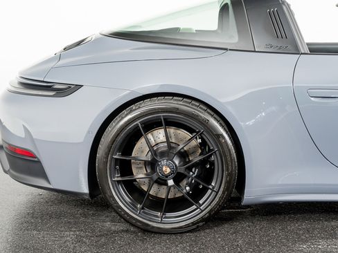 Used 2026 Porsche 911 Targa 4 GTS image 9