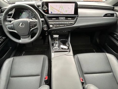 Used 2024 Lexus ES 300h w/ Premium Package FWD image 10