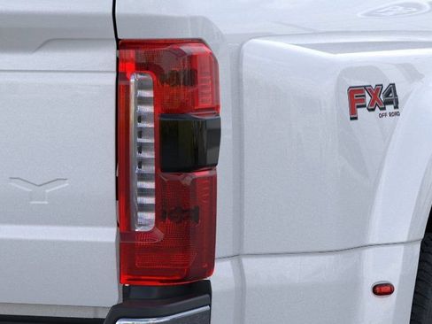 New 2026 Ford F350 Lariat w/ Lariat Ultimate Package AWD/4WD image 25