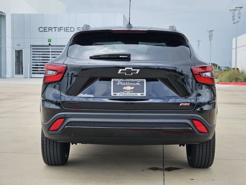 New 2026 Chevrolet Trax RS w/ Driver Confidence Package FWD image 8