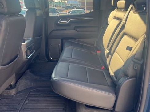 Used 2023 GMC Sierra 1500 SLT w/ SLT Premium Package image 18