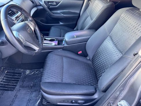 Used 2018 Nissan Altima 2.5 SV FWD image 21