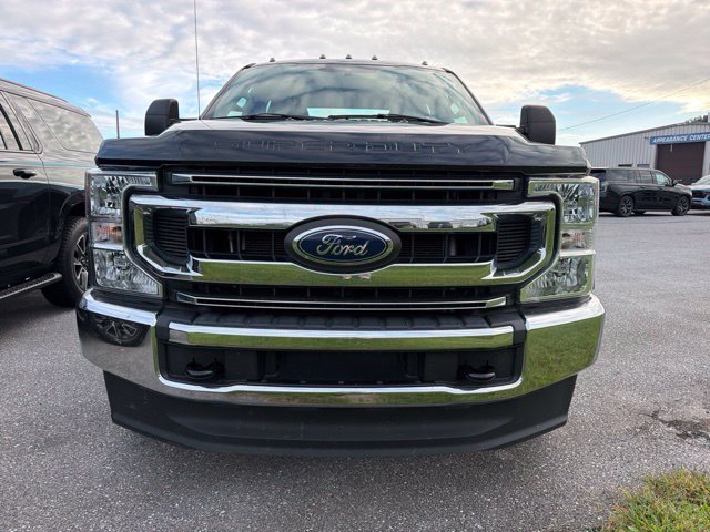 Used 2021 Ford F250 XL w/ STX Appearance Package AWD/4WD image 2