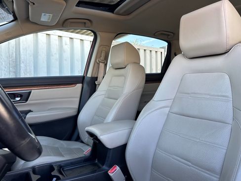 Used 2018 Honda CR-V Touring image 22