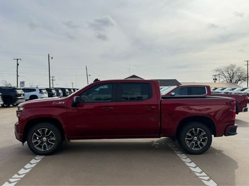 Used 2019 Chevrolet Silverado 1500 RST image 3