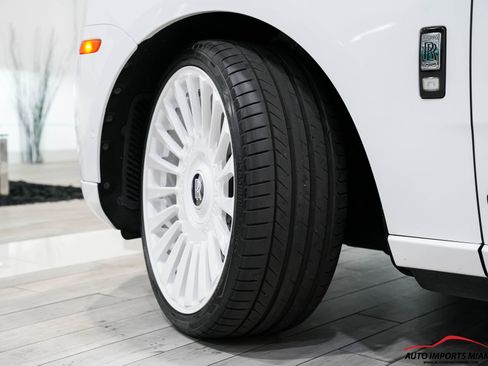 Used 2022 Rolls-Royce Cullinan image 92