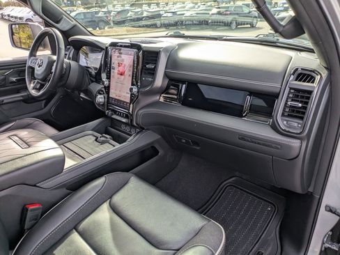 Used 2025 RAM 1500 Limited image 42