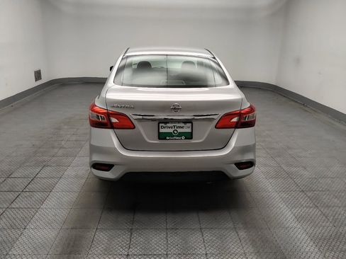 Used 2019 Nissan Sentra S FWD image 6