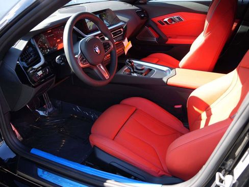 New 2026 BMW Z4 M40i w/ Premium Package image 25