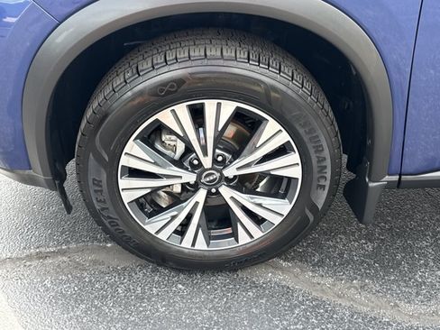Certified 2023 Nissan Rogue SV w/ SV Premium Package AWD/4WD image 15