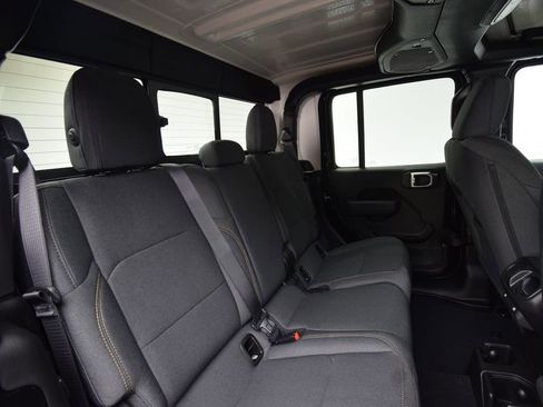 New 2026 Jeep Gladiator Willys image 19