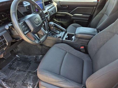 Used 2024 Toyota Tacoma SR5 AWD/4WD image 21