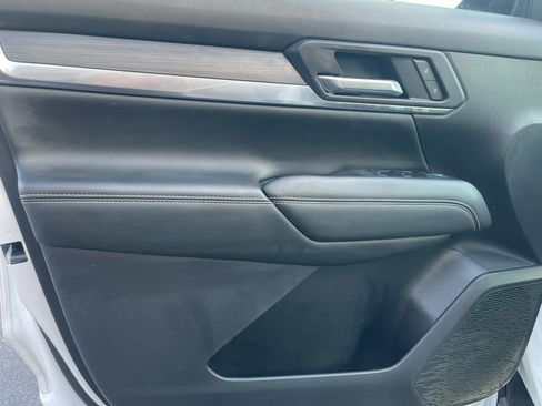 Used 2025 GMC Terrain Elevation AWD/4WD image 10