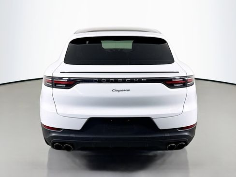 Certified 2022 Porsche Cayenne Coupe image 10