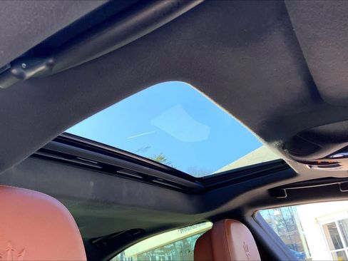 Used 2019 Maserati Ghibli S Q4 image 13