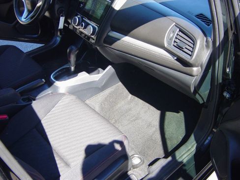 Used 2018 Honda Fit Sport image 13